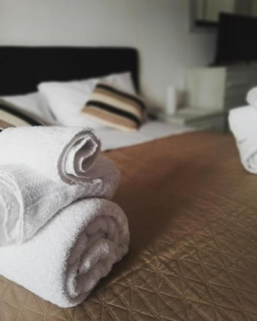 Rosita Rooms